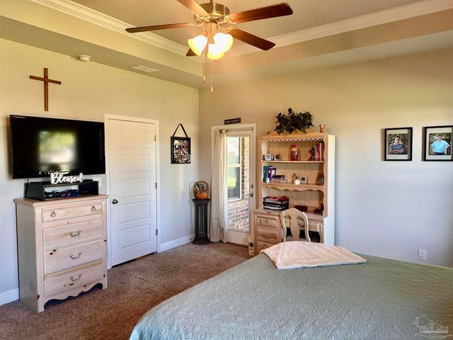 320 Nowak Rd, Cantonment, FL 32533