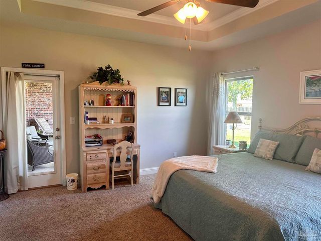 320 Nowak Rd, Cantonment, FL 32533