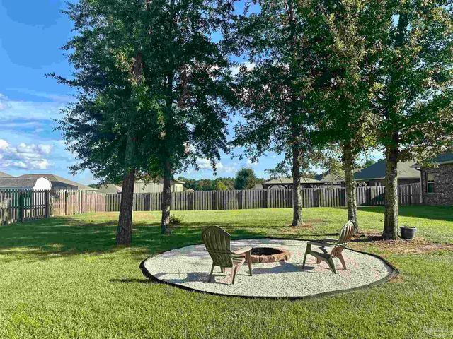 320 Nowak Rd, Cantonment, FL 32533
