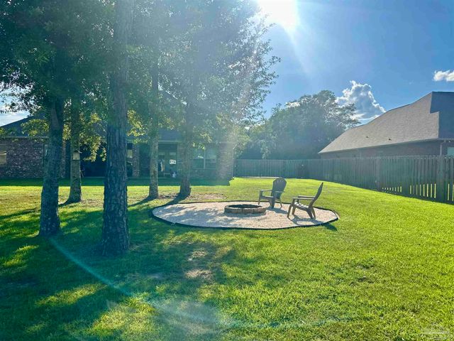 320 Nowak Rd, Cantonment, FL 32533