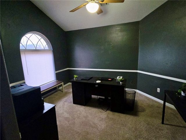 910 Raintree Court, Siloam Springs, AR 72761