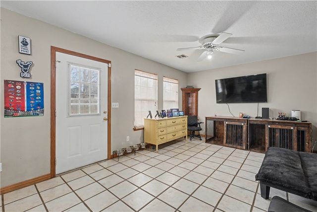 910 Raintree Court, Siloam Springs, AR 72761