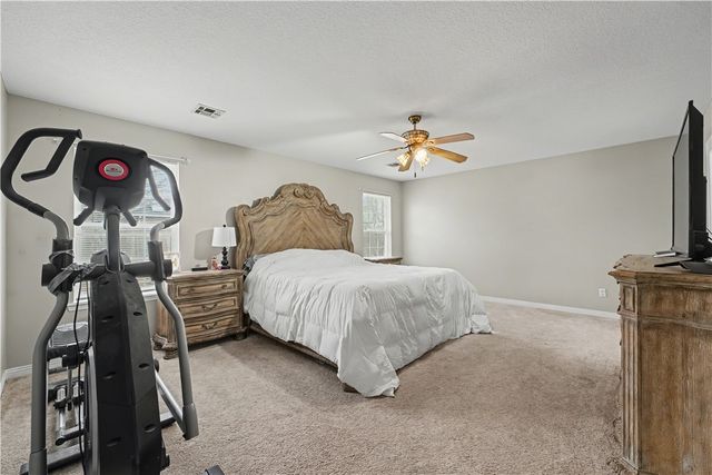 910 Raintree Court, Siloam Springs, AR 72761