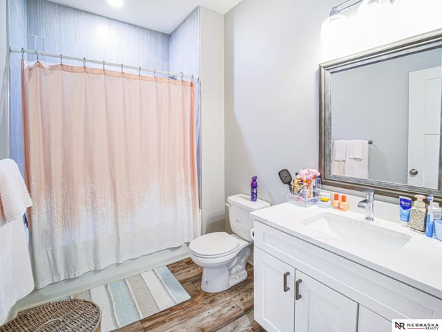 1113 Annabel Avenue, Hickman, NE 68372