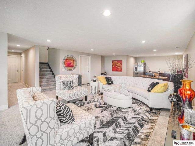 1113 Annabel Avenue, Hickman, NE 68372