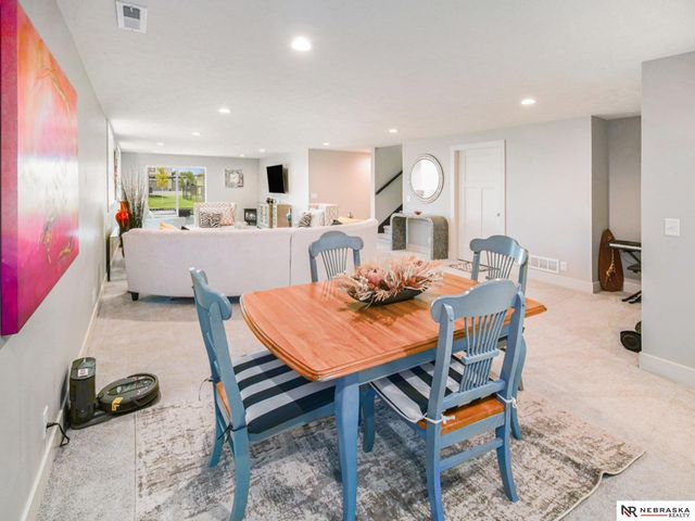 1113 Annabel Avenue, Hickman, NE 68372