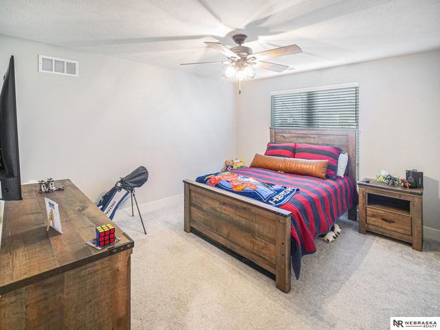 1113 Annabel Avenue, Hickman, NE 68372