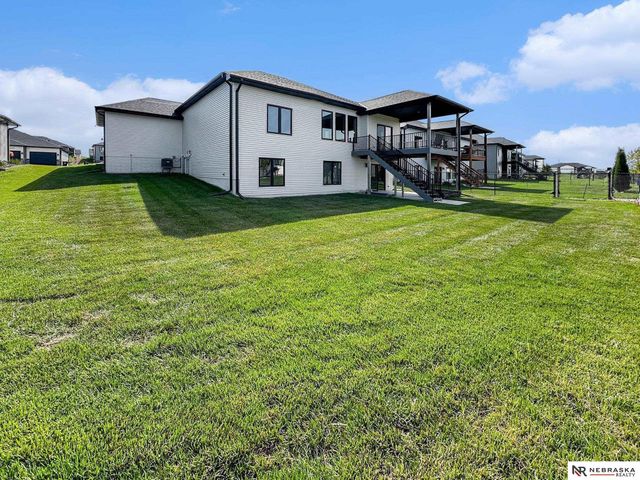 1113 Annabel Avenue, Hickman, NE 68372