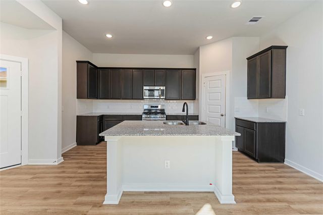 14947 N Ascot Bend Circle, Conroe, TX 77306