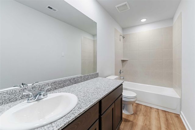 14947 N Ascot Bend Circle, Conroe, TX 77306