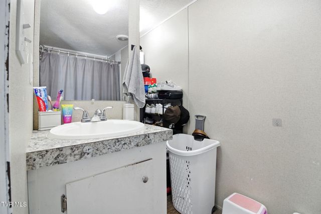 365 Roaming Drive, Chuckey, TN 37641