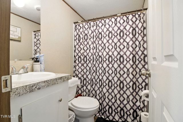 365 Roaming Drive, Chuckey, TN 37641