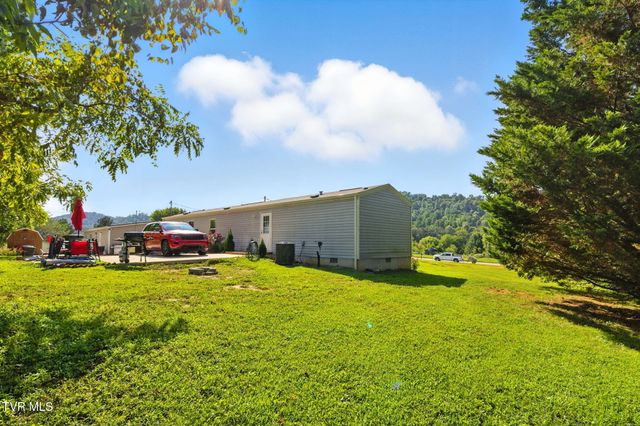 365 Roaming Drive, Chuckey, TN 37641