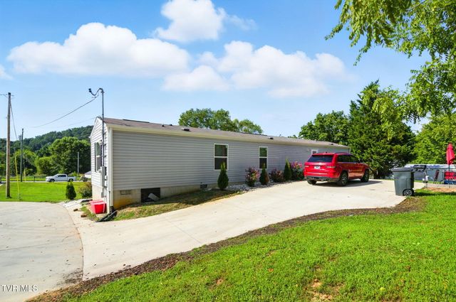 365 Roaming Drive, Chuckey, TN 37641