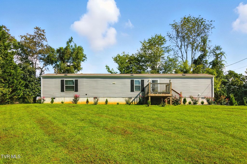 365 Roaming Drive, Chuckey, TN 37641