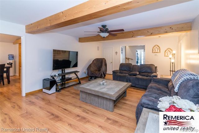 9852 Southlawn Circle, Jerome, MI 49249