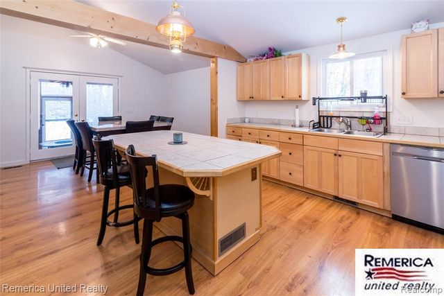 9852 Southlawn Circle, Jerome, MI 49249