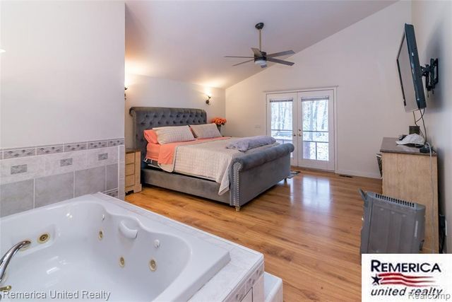 9852 Southlawn Circle, Jerome, MI 49249