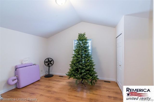 9852 Southlawn Circle, Jerome, MI 49249