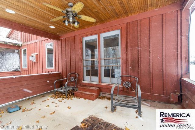 9852 Southlawn Circle, Jerome, MI 49249