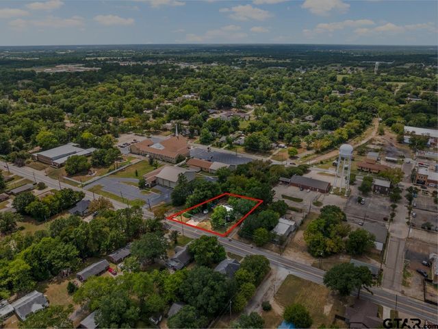 304 Holbrook, Mt Vernon, TX 75457