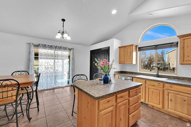 5585 S 6950 W, Hooper, UT 84315