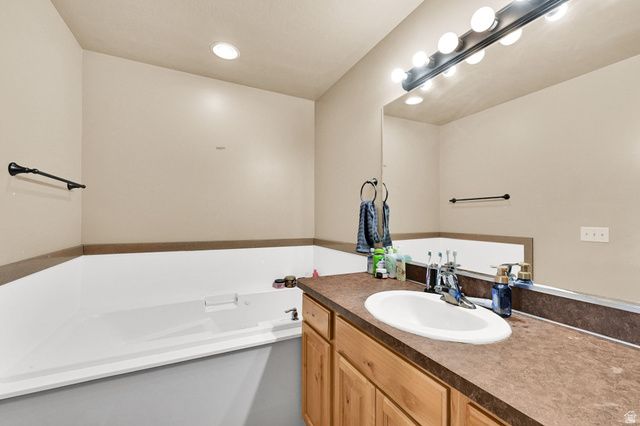 5585 S 6950 W, Hooper, UT 84315