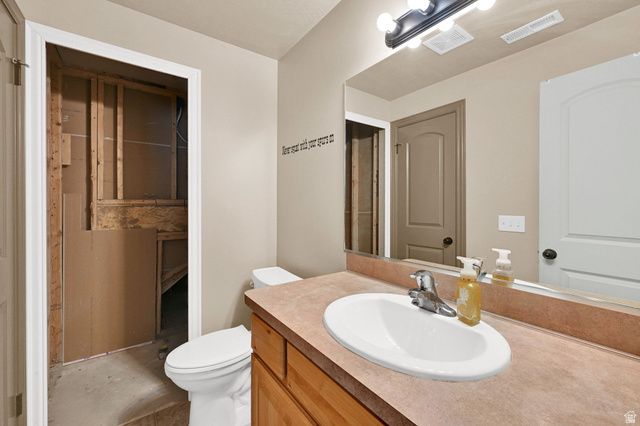 5585 S 6950 W, Hooper, UT 84315