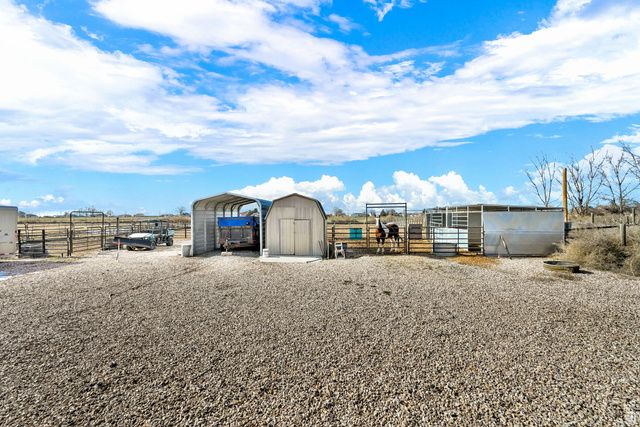 5585 S 6950 W, Hooper, UT 84315