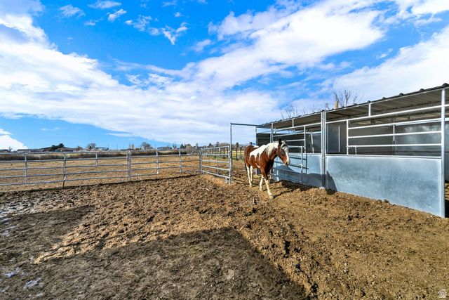 5585 S 6950 W, Hooper, UT 84315