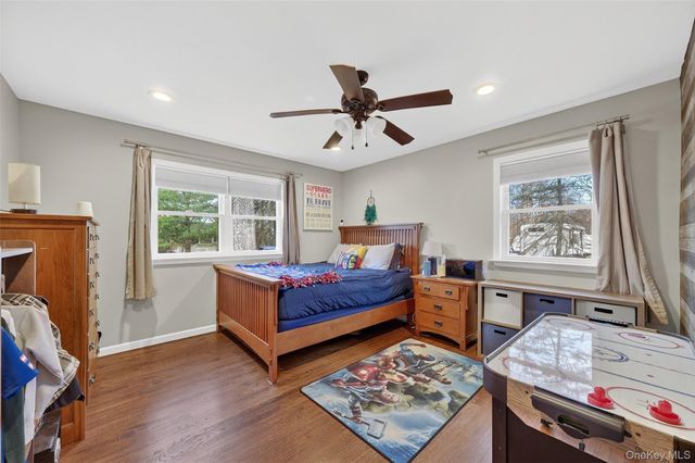 8 Ridge Road, Wallkill, NY 12589