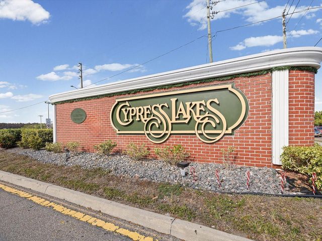 8704 CYPRESS LAKES BOULEVARD, New Port Richey, FL 34653