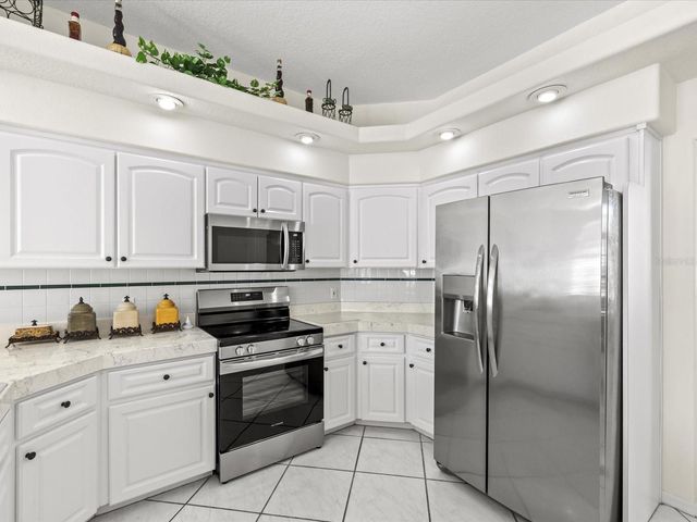 8704 CYPRESS LAKES BOULEVARD, New Port Richey, FL 34653