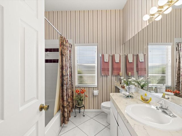 8704 CYPRESS LAKES BOULEVARD, New Port Richey, FL 34653