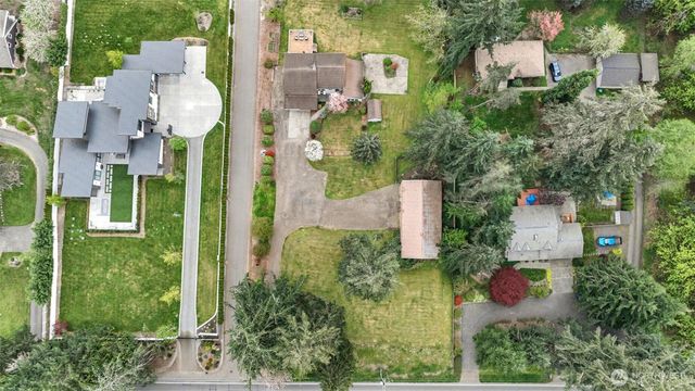 19832 156th Avenue NE, Woodinville, WA 98072