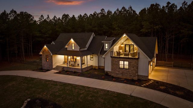 4190 Crockett Pointe, Jasper, TN 37347