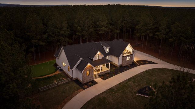 4190 Crockett Pointe, Jasper, TN 37347