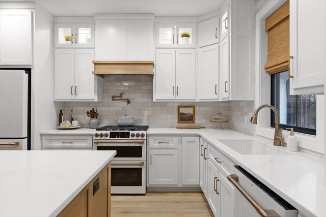 4190 Crockett Pointe, Jasper, TN 37347