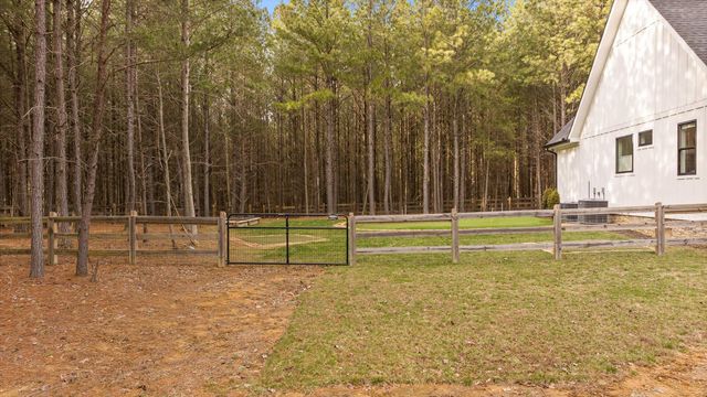 4190 Crockett Pointe, Jasper, TN 37347