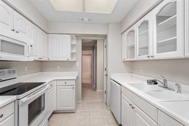 8600 Coppertowne Lane 1601, Dallas, TX 75243