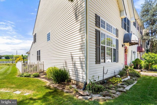 12 BOAT YARD RD, Chesapeake City, MD 21915