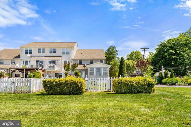 12 BOAT YARD RD, Chesapeake City, MD 21915