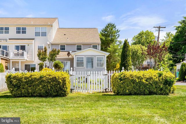 12 BOAT YARD RD, Chesapeake City, MD 21915