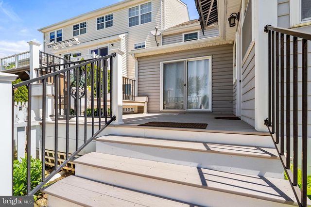 12 BOAT YARD RD, Chesapeake City, MD 21915