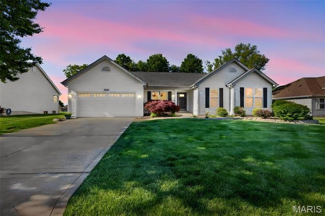 1603 Broadsword Lane, Lake St Louis, MO 63367