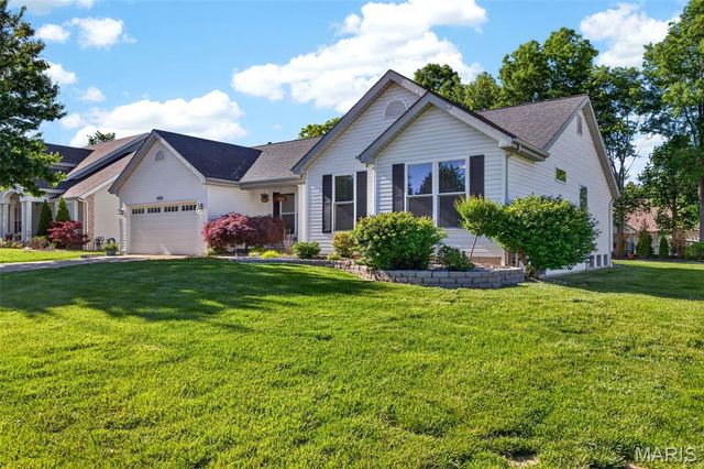 1603 Broadsword Lane, Lake St Louis, MO 63367
