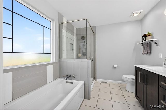 1603 Broadsword Lane, Lake St Louis, MO 63367