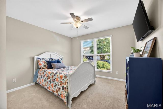 1603 Broadsword Lane, Lake St Louis, MO 63367