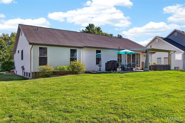 1603 Broadsword Lane, Lake St Louis, MO 63367