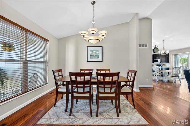 1603 Broadsword Lane, Lake St Louis, MO 63367